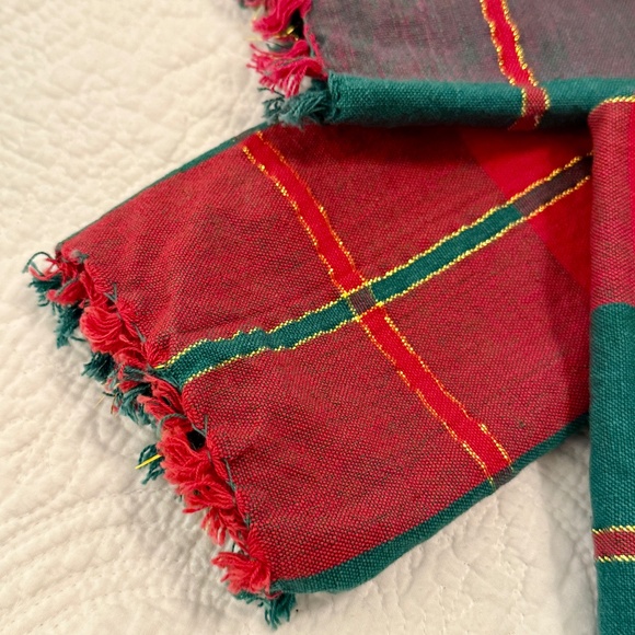 Vintage Plaid Christmas Napkins & Mats – Set of 8 - Picture 4 of 6